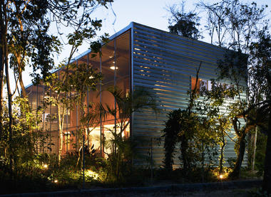 Casa RR / Andrade Morettin