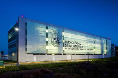 Centro de Innovación y Desarrollo estratégico de productos del Tecnologico de Monterrey  (CIDEP) / Bernardo Hinojosa