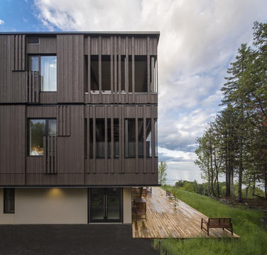 Residencia de Estudiantes Paul Lafleur / Bisson | Associés Architects