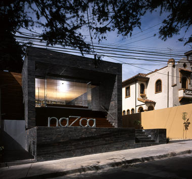纳斯卡餐厅 / Giancarlo Mazzanti