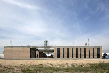 Preparatoria Nuevo Continente / Miguel Montor