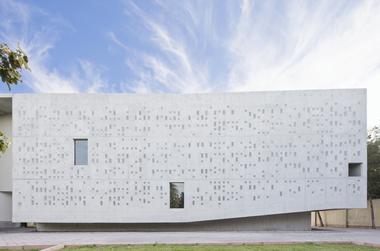 Memorial de la Solidaridad San Alberto Hurtado / Undurraga Devés Arquitectos