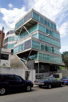 Células Habitacionales LOFT San Marino / LAB PRO FAB