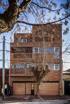 OZ 3459 / estudiotrama + arqtipo