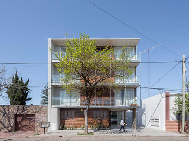 Edificio B928 / Claudio Walter Arquitectos Asociados