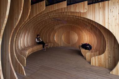 Espacio de descanso en la Universidad de Seúl / UTAA