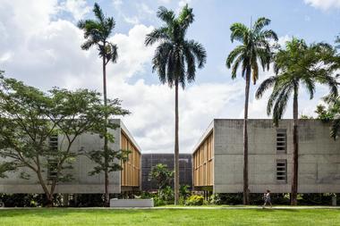 Alojamiento Estudantil en la Ciudad del Saber / [sic] arquitetura