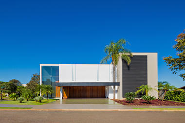 Casa Jabuticaba / Raffo Arquitetura