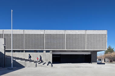 Polideportivo Bº Provincias Unidas / Estudio demarchisalcedo.arqs + Barigelli & Asoc