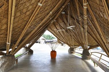 Escuela Panyaden / 24H > architecture