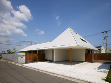 House in Sanbonmatsu / Hironaka Ogawa