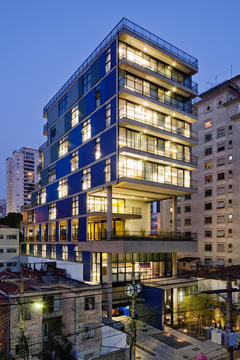 João Moura Building / NITSCHE ARQUITETOS