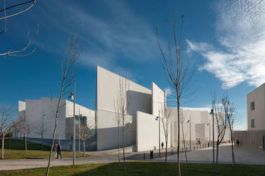Health Faculty of San Jorge University / Taller Básico de Arquitectura