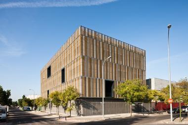 Centro Social / Donaire Arquitectos