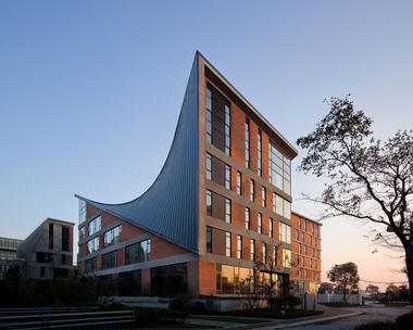 Campus de Arte Songjiang / Archi-Union Architects