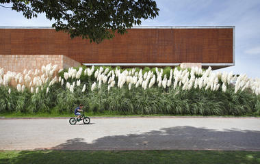 Vivienda BT / Studio Guilherme Torres