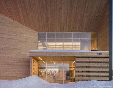 STGM Head Office  / STGM Architectes