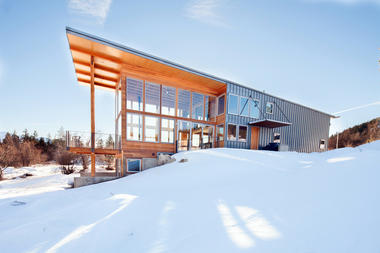 Wolf Creek Red Tail / Johnston Architects