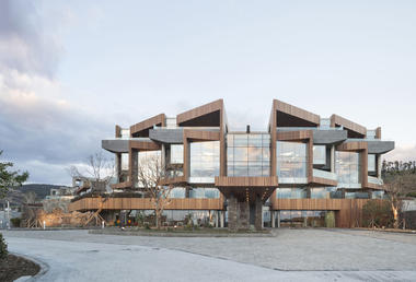 Piscina y Villa Jeju Bayhill / Kim Dong-jin + L'EAU Design