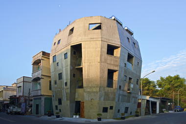 Hostel Musee De La Roche Corail / Jerry KO Studio