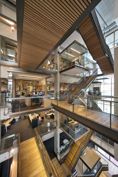 Centro de Câncer The Kinghorn / BVN Architecture