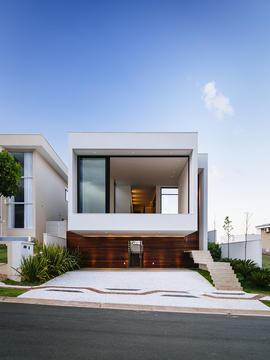 Casa Guaiume / 24.7 Arquitetura Design