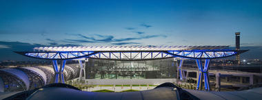 Gallery - Passenger Terminal Complex Suvarnabhumi Airport / Jahn - 6