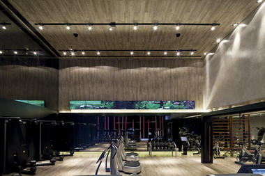 Academia FIT2YOU / Basiches Arquitetos Associados