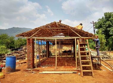 Prototipos de vivienda en bambú para Nepal, por rOOtStudio