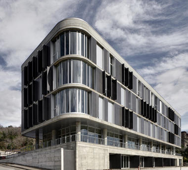 纳塔利大厦 / Studio Manfroni & Associati