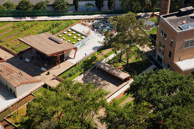 Galeria - Praça Victor Civita / Levisky Arquitetos e Anna Julia Dietzsch - 15