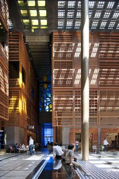 Gallery - Abu Dhabi Central Market / Foster + Partners - 1