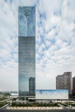 Torre Jiangxi Nanchang Greenland Zifeng / SOM