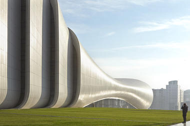Gallery - Heydar Aliyev Center / Zaha Hadid Architects - 7