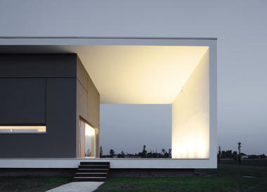 Casa en el Estero Morella / Andrea Oliva