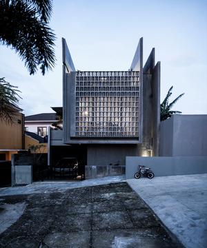 Casa minimax adaptable en Lembang / eben