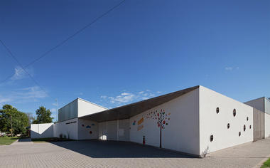 Jardín Municipal Coronel Dorrego / Subsecretaría de Obras de Arquitectura