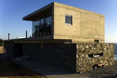 Casa en Tunquén / Rodrigo Aguilar