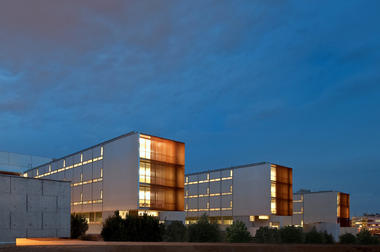 Hospital Doctor Moises Broggi / Brullet-De Luna Arquitectes + PINEARQ