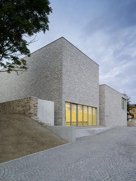 Museo Luthers Sterbehaus / VON M