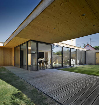 A la Limite Residence / Atelier d.org