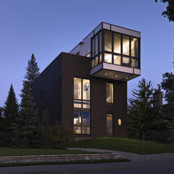 Echo House / Kariouk Associates