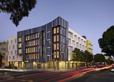 Richardson Apartments / David Baker + Partners