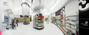 Conde Lumiares drugstore / Mobil M