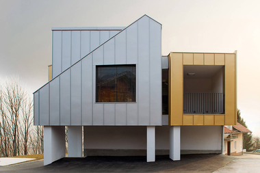 Mixed Use Building Bizovik / Tria Studio