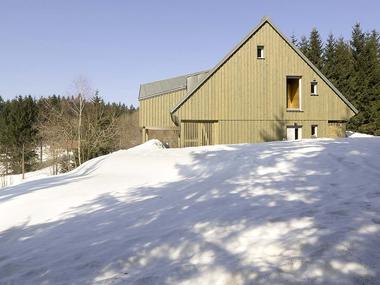 House on the Marsh / A1 Architects