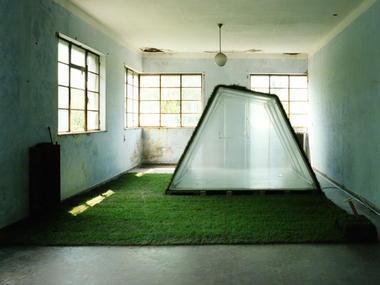 Lawn House / Altro Studio