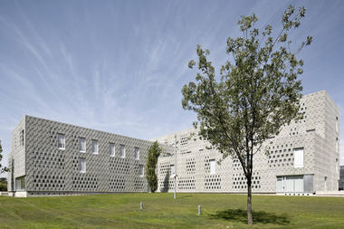 University Campus In Tortosa / Ravetllat-Ribas + Josep Ferrando