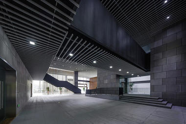Renovación Edificio Oficinas de Inversiones de la Ciudad de Yinzhou / DC ALLIANCE