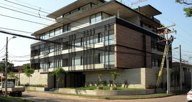 ARIA Building / Sebastián Fernández de Córdova Frerking + Erika Peinado Vaca Diez